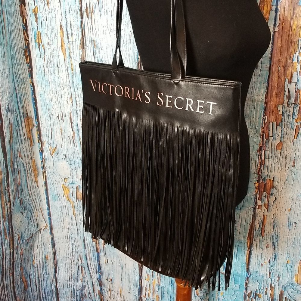 𝅺VICTORIA'S Secret Flirty Fringe Tote Bag - Picture 5 of 12